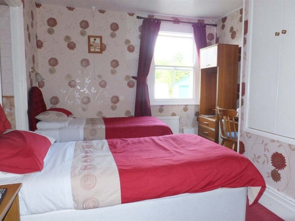 Old Castle Farm Guest House Brecon Exterior photo